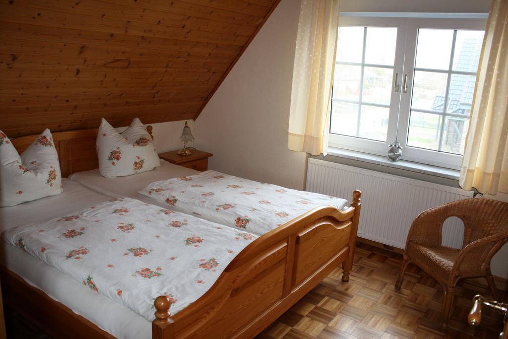 Zur-Alten-Schmiede-I-Links Boltenhagen  Exterior photo